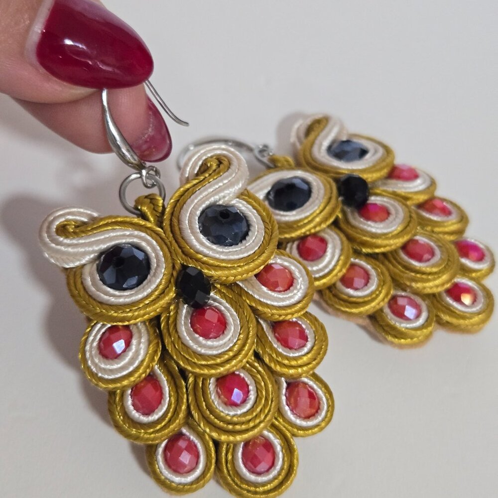 Brown Owls handmade soutache earrings